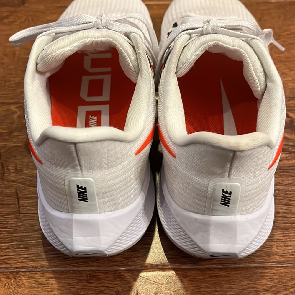 Nike Women’s Pegasus 39 Running Shoes, EUC, White/Platinum Tint, DZ5214-100 - Picture 10 of 15